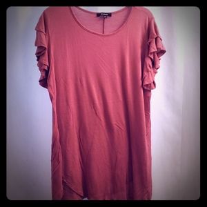 Flutter sleeve blouse